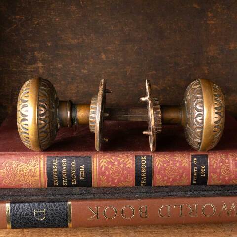 #50439 Antique Victorian Doorknob Hardware Set image 2