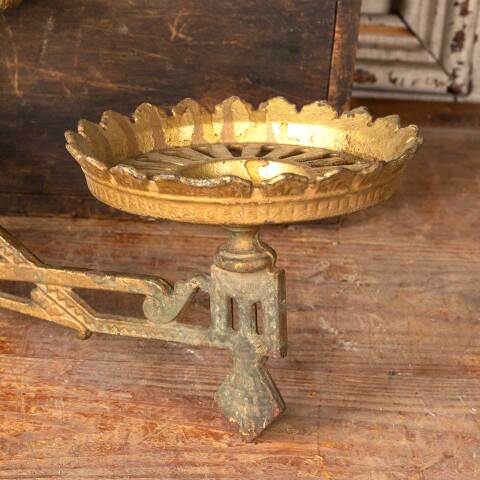 #50601 Cast Iron Wall Mount Oil Lamp Sconce image 3