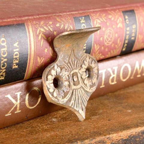 #50620 Antique Bronze Window Sash Finger Lift image 4