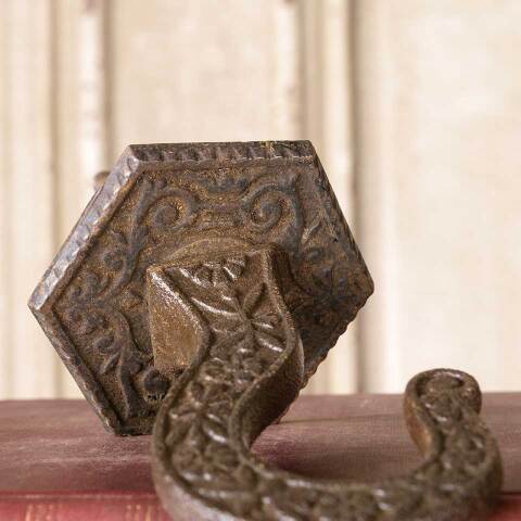 #50645 Antique Ornate Cast Iron Chandelier Hook image 4