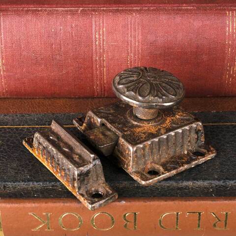 #50692 Antique Ornate Cast Iron Cabinet Latch image 4