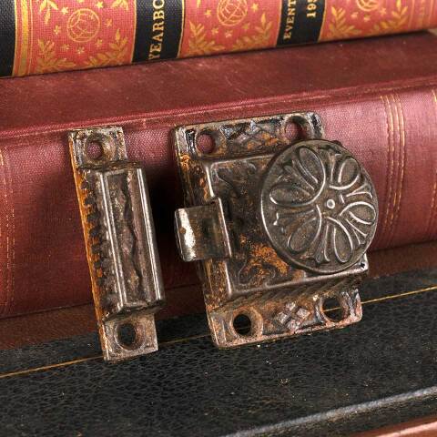 #50692 Antique Ornate Cast Iron Cabinet Latch image 5