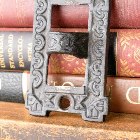 #50912 Antique Oil Lamp Wall Mount Bracket image 3