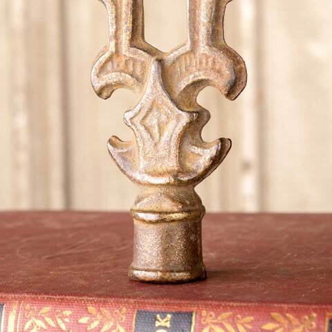 #50947 Antique Ornate Cast Iron Lamp Shade Finial image 4