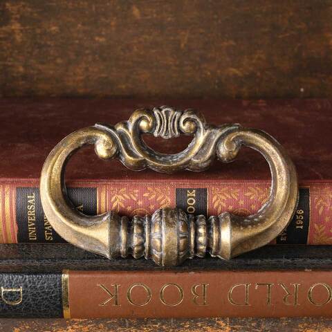 #51234 Vintage Brass Furniture Drawer Handle Pull image 4