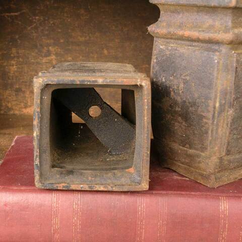 #51335 Set of 4 Antique Cast Iron Furniture Feet image 3