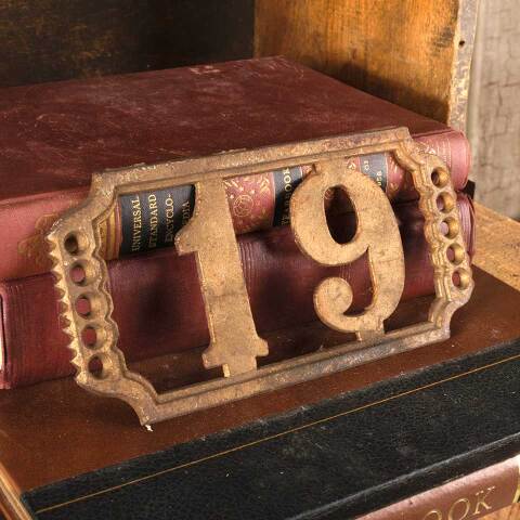 #51476 Antique Cast Iron 19 House Address Plaque image 3