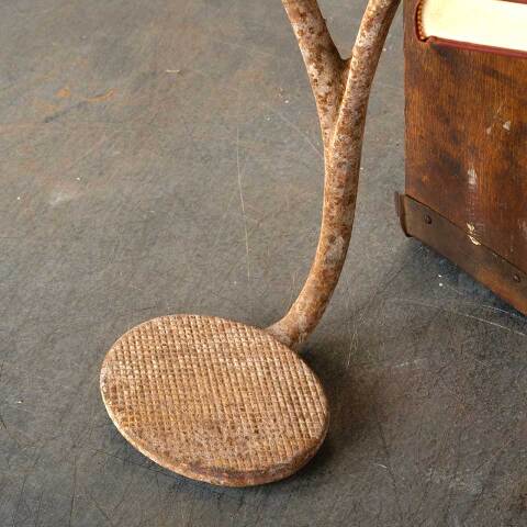 #51616 Antique Cast Iron horse Carriage Step image 4