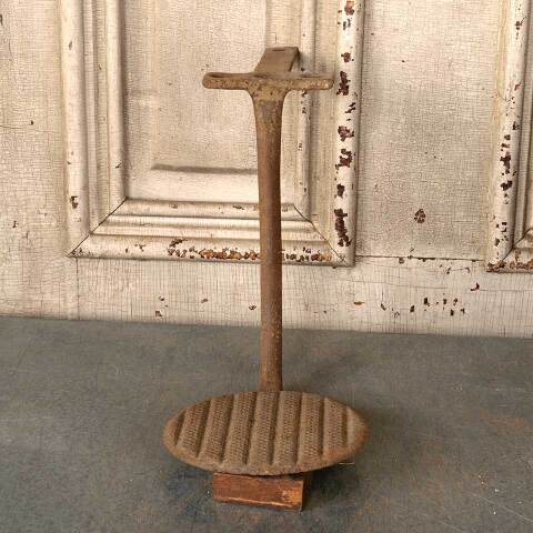 #51617 Antique Cast Iron Horse Carriage Step image 2