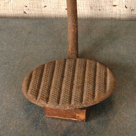 #51617 Antique Cast Iron Horse Carriage Step image 3