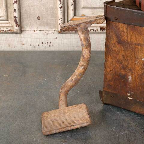 #51619 Antique Cast Iron Horse Carriage Step image 4