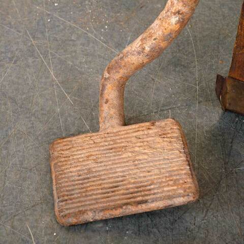 #51619 Antique Cast Iron Horse Carriage Step image 3