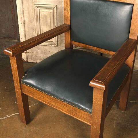 #52136 Antique Carved Oak Gothic Throne Chair image 4