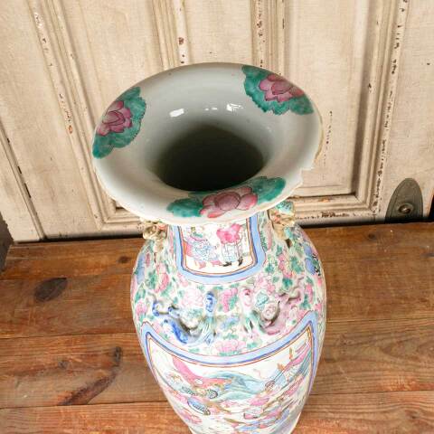 #52152 Large Chinese Porcelain Famille Rose Vase image 5