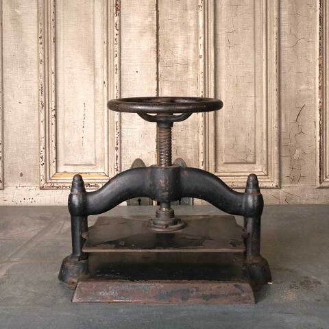 #52244 Antique Cast Iron Manual Turn Book Press image 2