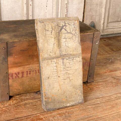 #52545 Salvaged Painted Wood Plinth Trim Block image 4