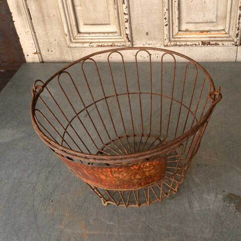 #52863 Antique Metal Wire Farm Egg Basket image 4