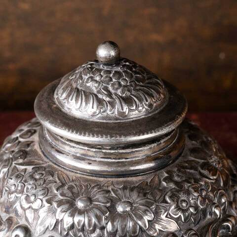 #52877 Antique Ornate Metal Ink Well Reservoir image 3