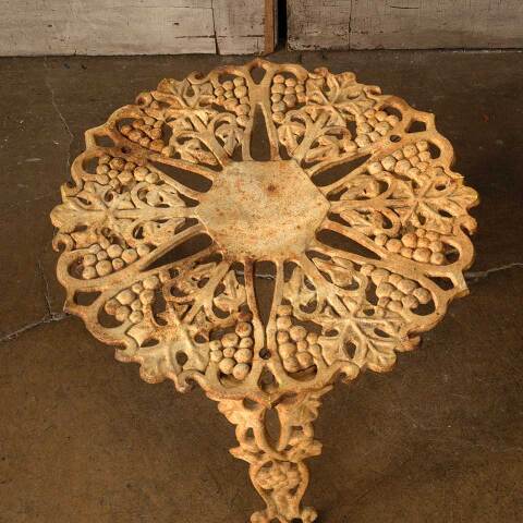 #52945 Vintage Cast Iron Garden Patio Table image 3