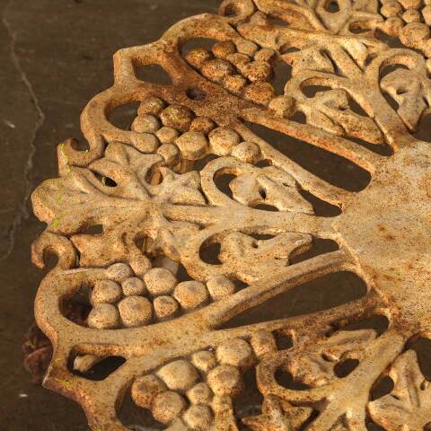 #52945 Vintage Cast Iron Garden Patio Table image 4