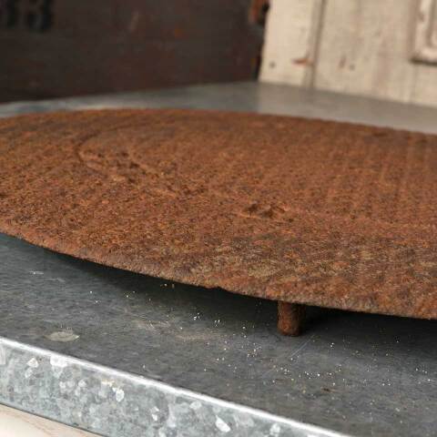 #52947 Cast Iron Cistern Access Surround & Cover image 6