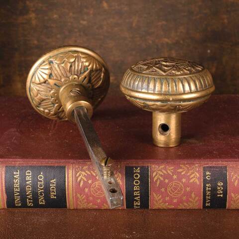 #52983 Antique Brass Lockwood Doorknobs Hardware image 6