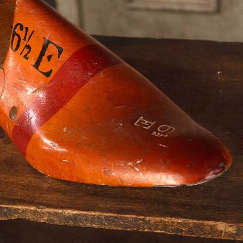 #53208 Vintage Size 6 1/2 Wood Shoe Mold Form image 7