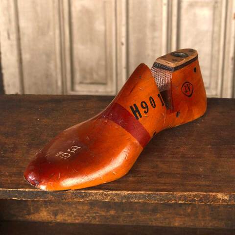 #53208 Vintage Size 6 1/2 Wood Shoe Mold Form image 4