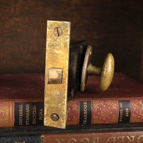 #53345 Antique Yale Mortise Latch & Thumb Turn image 2