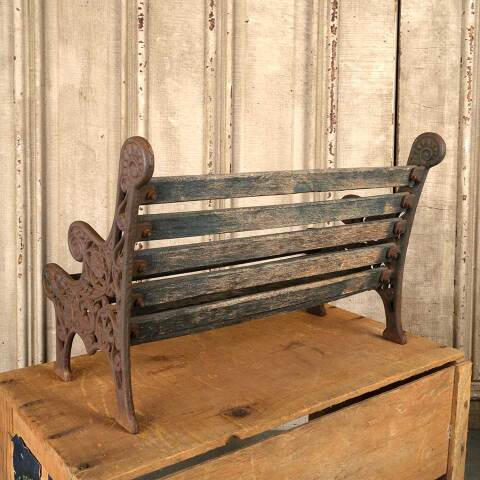 #53424 Miniature Cast Iron & Wood Garden Bench image 4