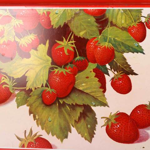 #53430 Vintage Metal Serving Tray w/ Strawberries image 3