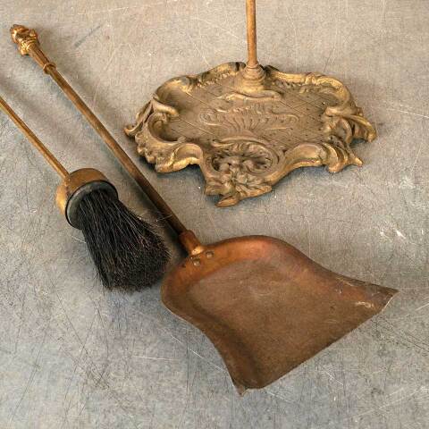 #53569 Antique Brass Fireplace Tool Set & Stand image 4