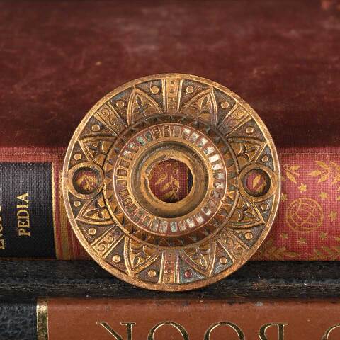 #53675 Antique Mallory Wheeler Doorknob Rosette image 2