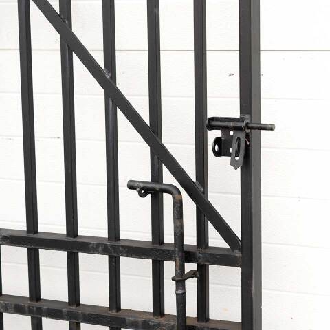 #53955 45x93 Large Salvaged Iron Gate image 4
