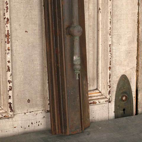 #53967 31x32 Antique Cast Iron Fireplace Surround image 3