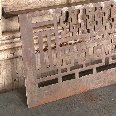 #54448 20x6 Antique Iron Fireplace Ember Screen image 4