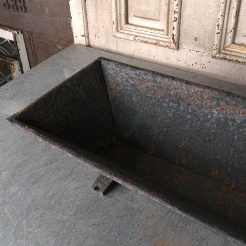 #54673 36x12 Antique Cast Iron Trough image 3