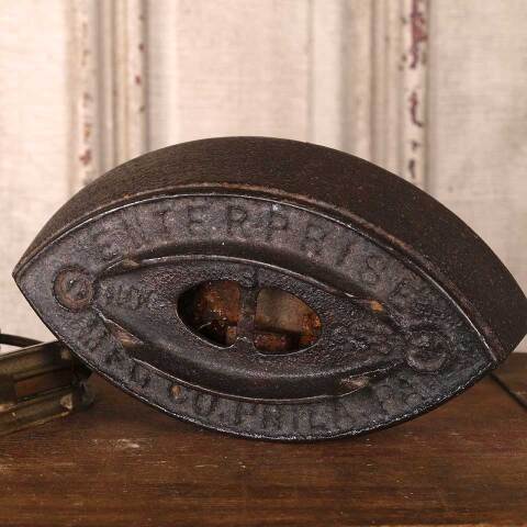 #54812 Antique Cast Iron ENTERPRISE Sad Iron image 6