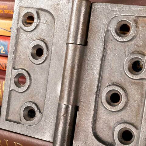 #9532 4 1/2 " x 4" Antique Acorn Finial Door Hinge image 3